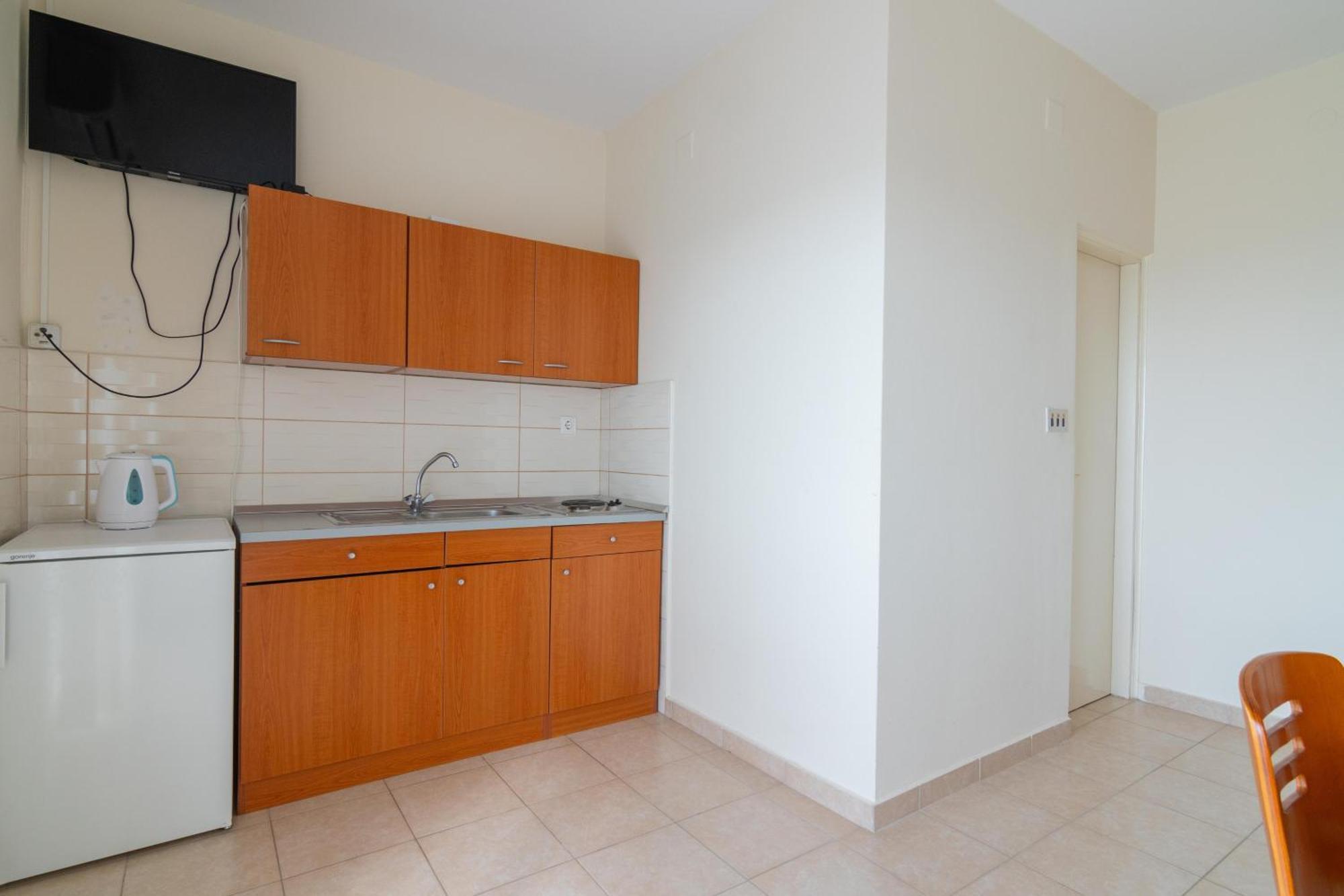 Apartments With A Parking Space Mandre, Pag - 18748 Kolan Εξωτερικό φωτογραφία